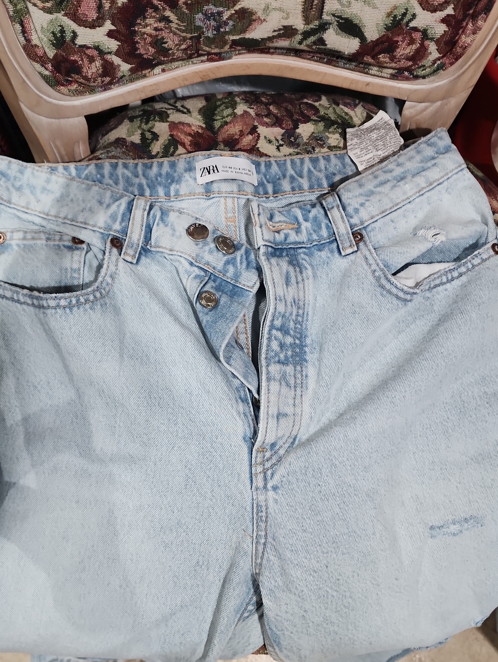 Zara Light Blue Button-Fly Denim Jeans